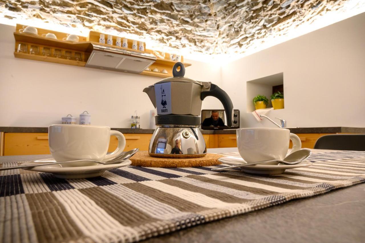 Old Town Apartments Tirano Εξωτερικό φωτογραφία